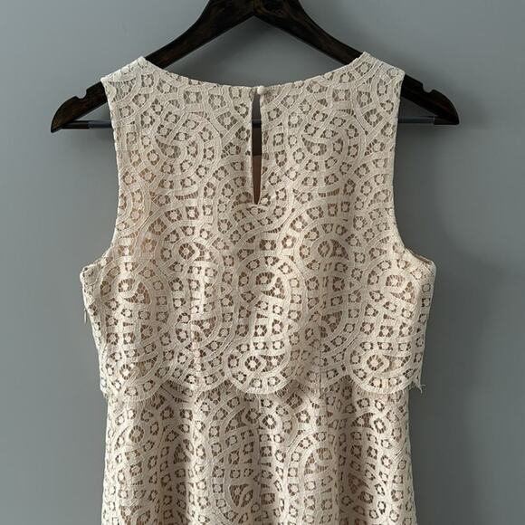 J CREW TIERED SHIFT DRESS WITH RAINDROP LACE SIZE 4 - Picture 4 of 10